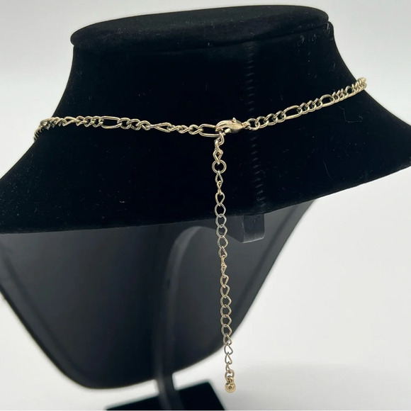 Elegant Multicolor Beaded Statement Necklace - Picture 4 of 4